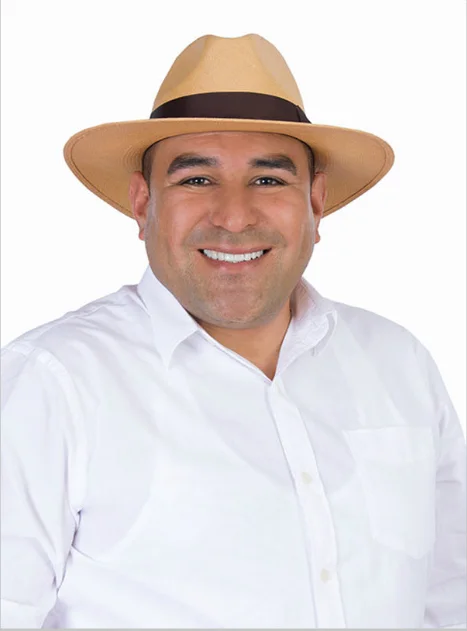 Político con Sombrero